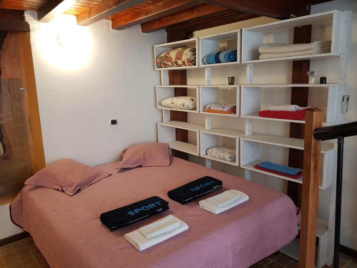Flat Nirmala Studio-Shop Apartment มิลาน ภายนอก รูปภาพ